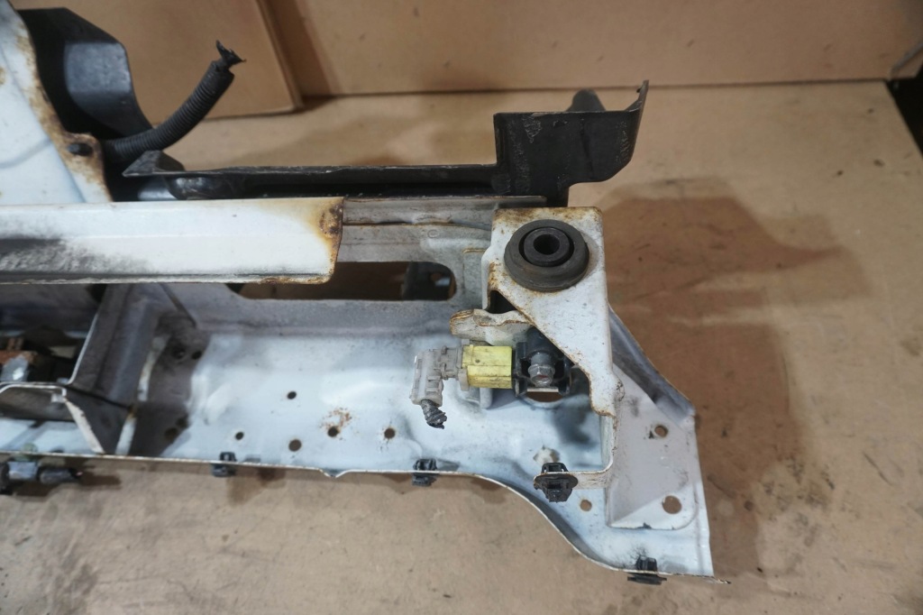 Mitsubishi asx 2010-2016r верхний усилитель ремень передний 5256b338 Недорого