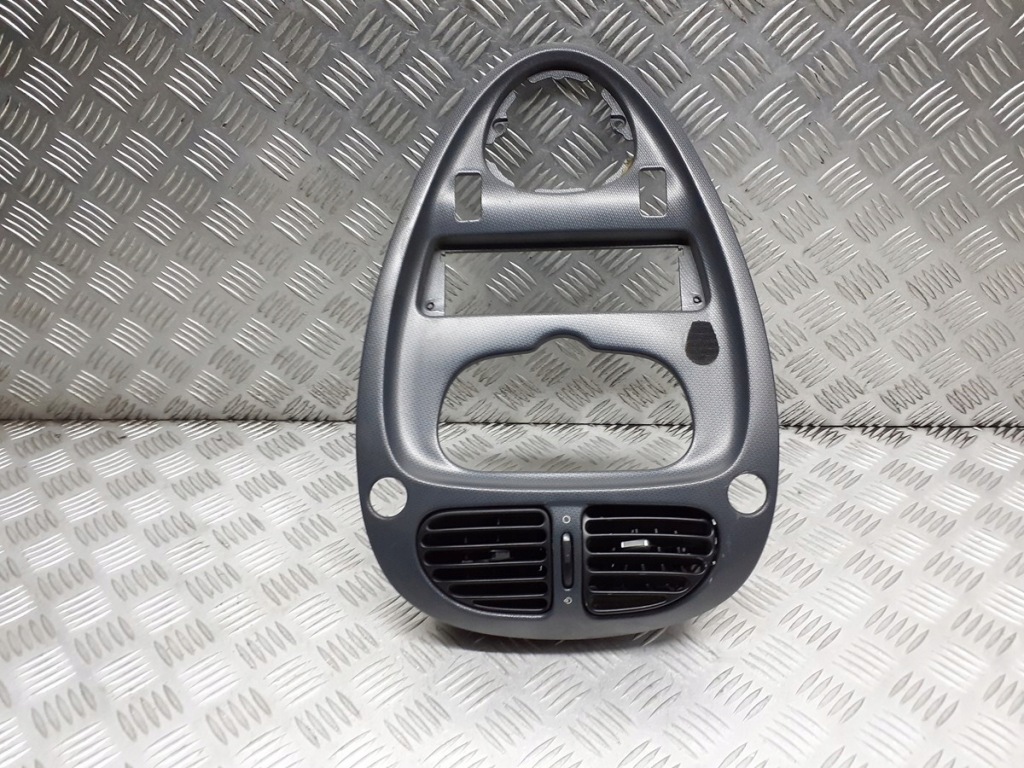 фото №1, Решётка обдув средняя citroen xsara picasso