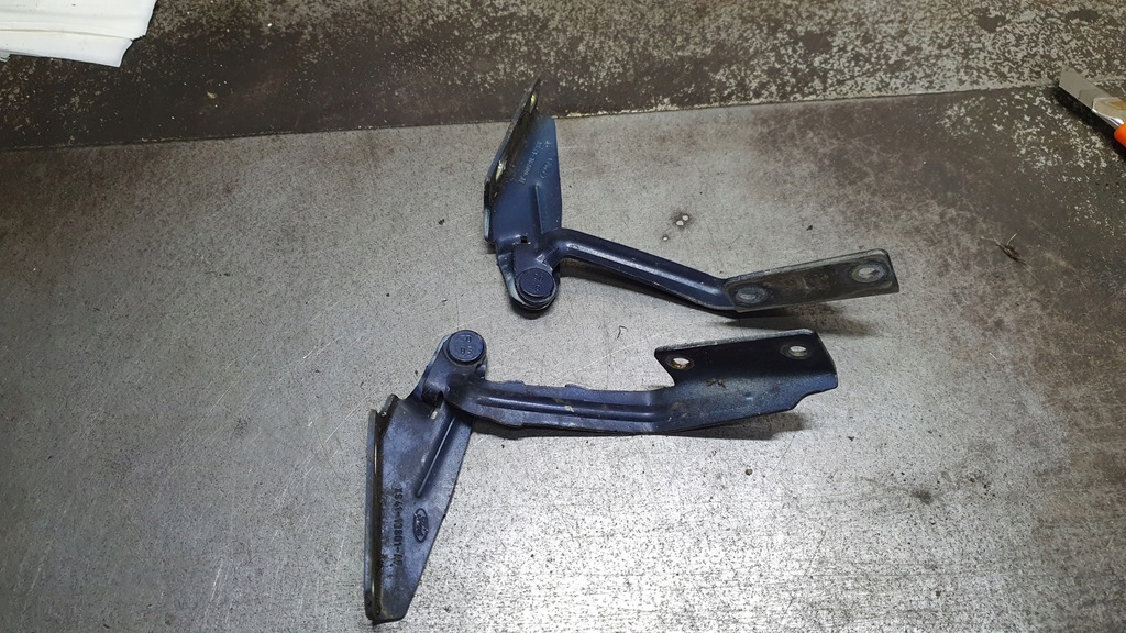 фото №1, Петля капот петли ford focus mk1 2002 lift 1.8 tdci дизель комплект