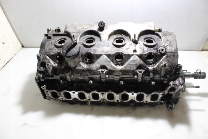 фото №1, Головка двигателя toyota corolla ix e12 2.0d4d