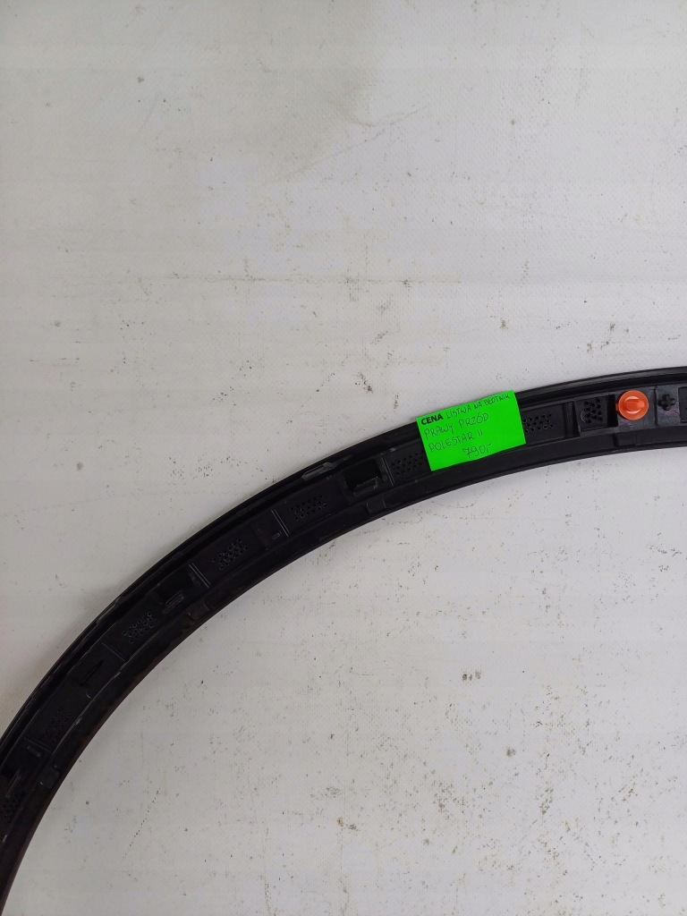 Молдинг на крила правий перед передня права polestar ii 2 Оригінал