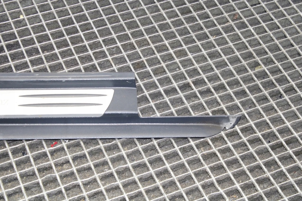 Правая передняя молдинг порог mercedes-benz slk r171 a1716800235 33482776 в Украине
