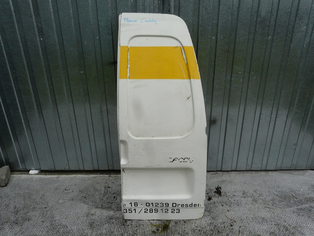 фото №1, Vw caddy дверь задняя правое крыло 9k 96-