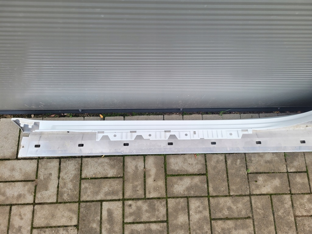 фото №8, Porsche cayman 981 молдинг порог правая передняя