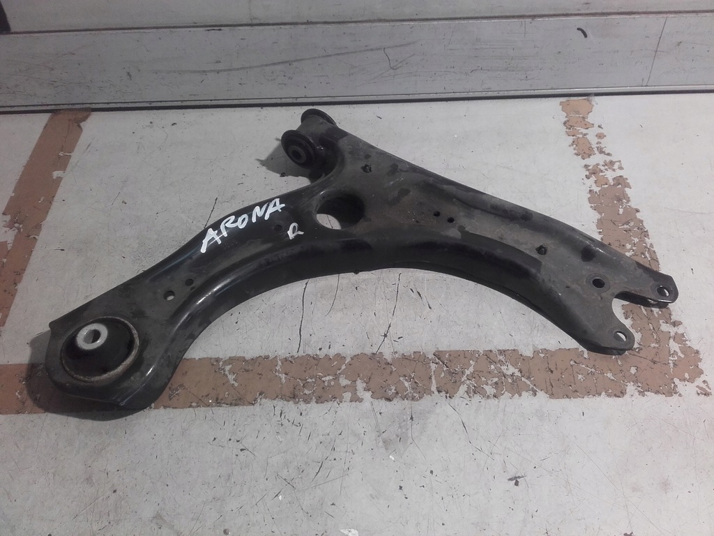 фото №1, Seat arona рычаг правый передний