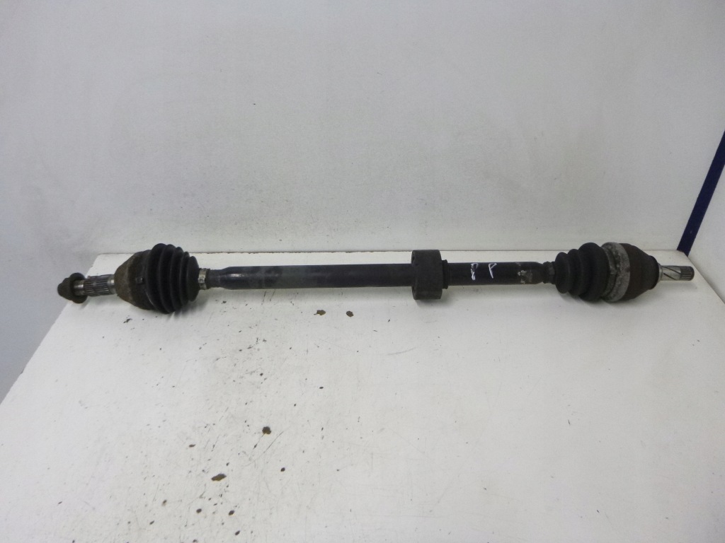 фото №1, Приводной вал правая opel vectra c signum 1.8 02r.