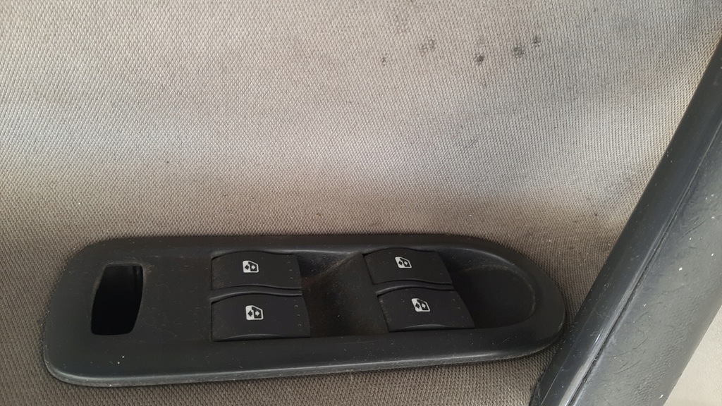 фото №2, Панель вікон лівий перед renault scenic ii 2