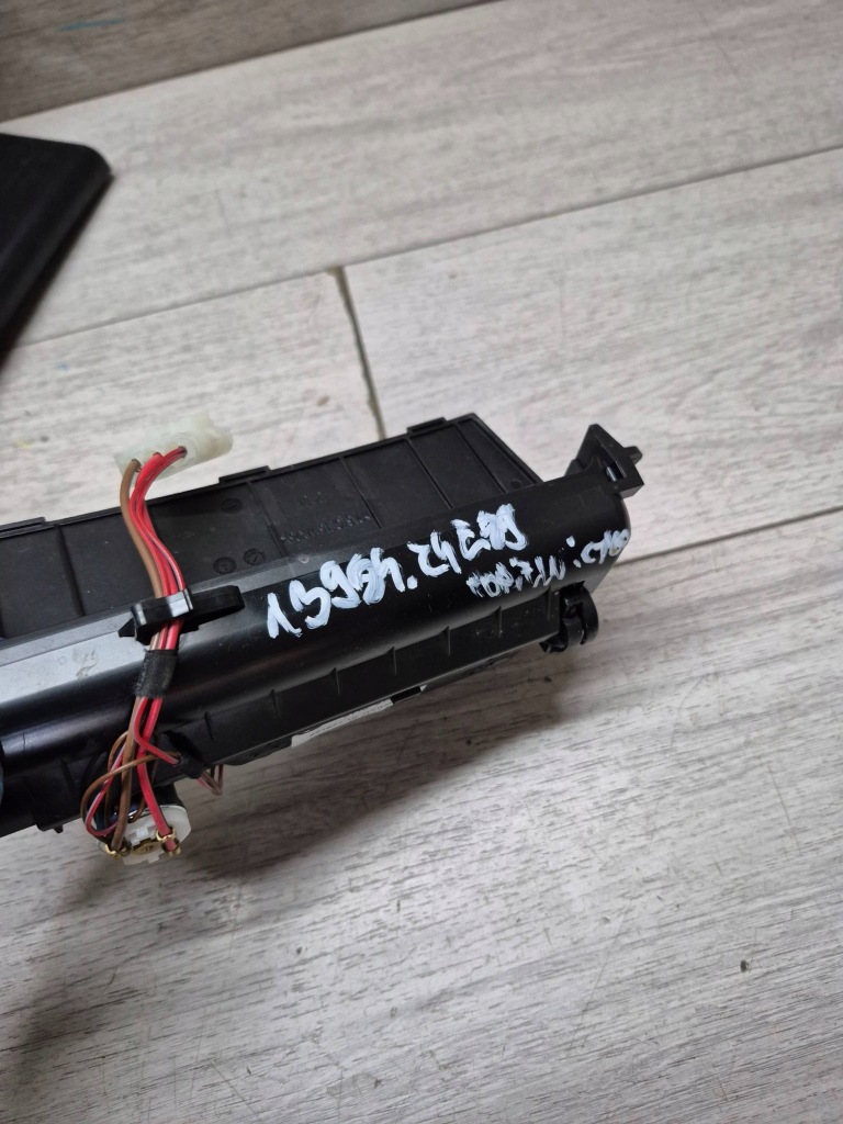 фото №6, 13984. bmw z4 e89 пепельница 9129243