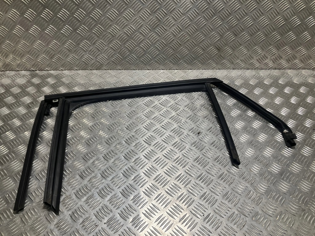 фото №1, Прокладка рамка скло лівий задня opel corsa f 19r