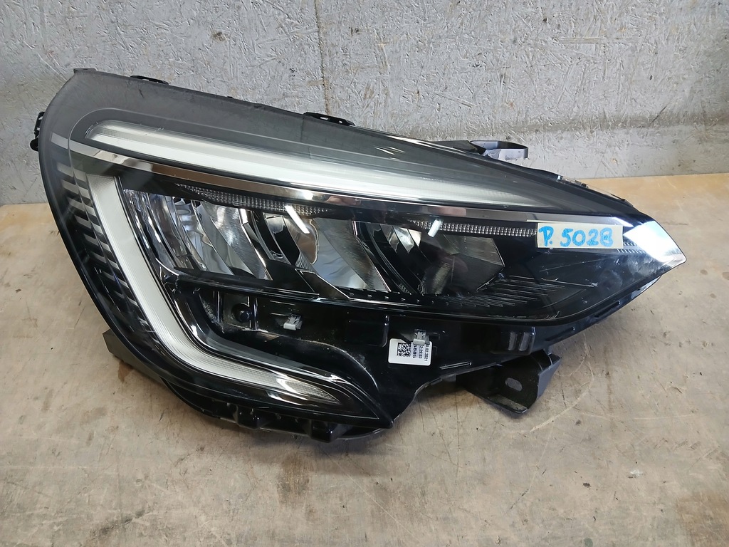 фото №1, Лампа перед правая renault clio v 5 full led 260104922r