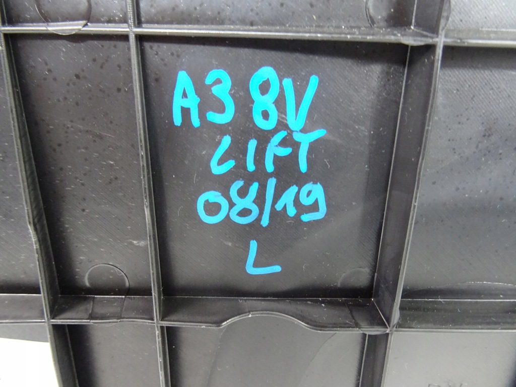 фото №6, Audi a3 8v lift обшивка багажника левый 8v4863879p