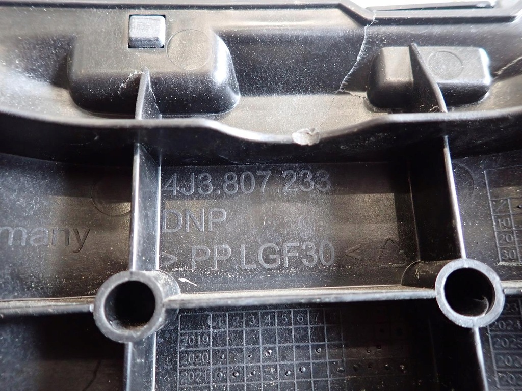 фото №9, Бампер перед передний audi gt rs e-tron 2021- 4j3807233