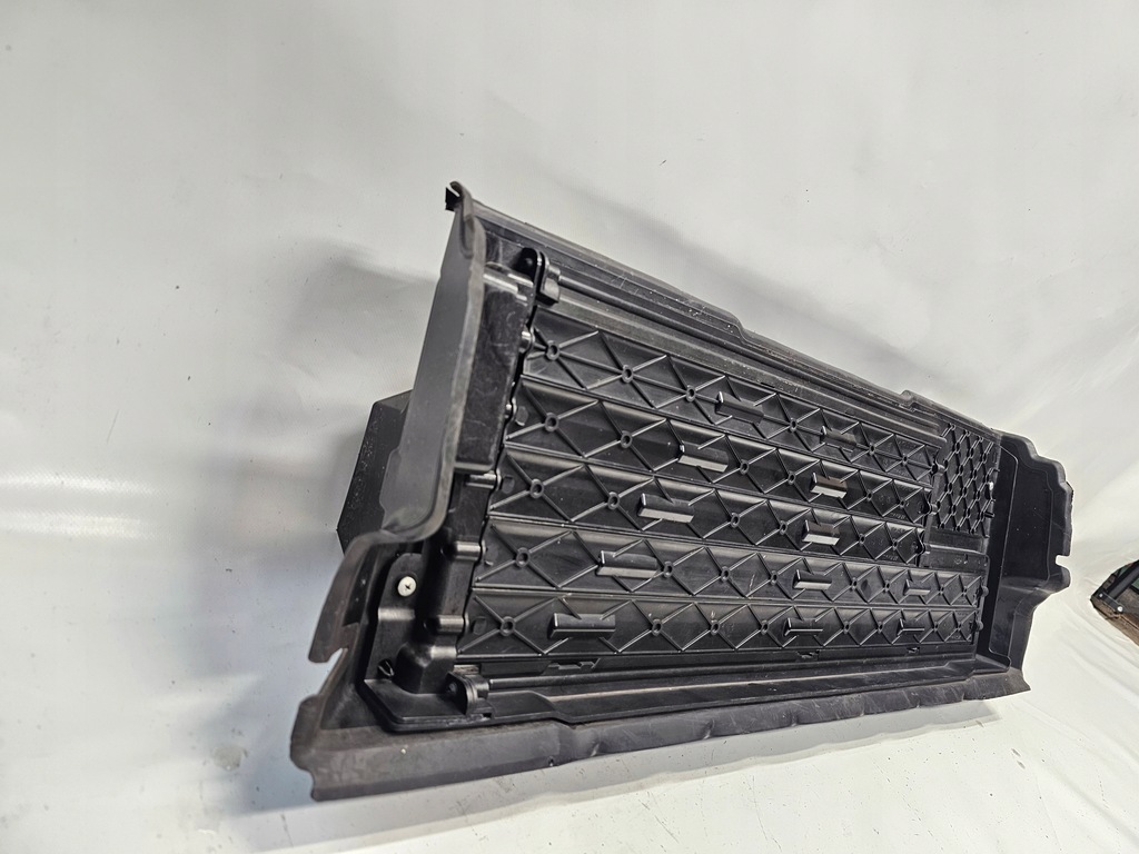 фото №11, Воздуховод воздуха впуск шторка жалюзи land rover defender 2 l663 19 -