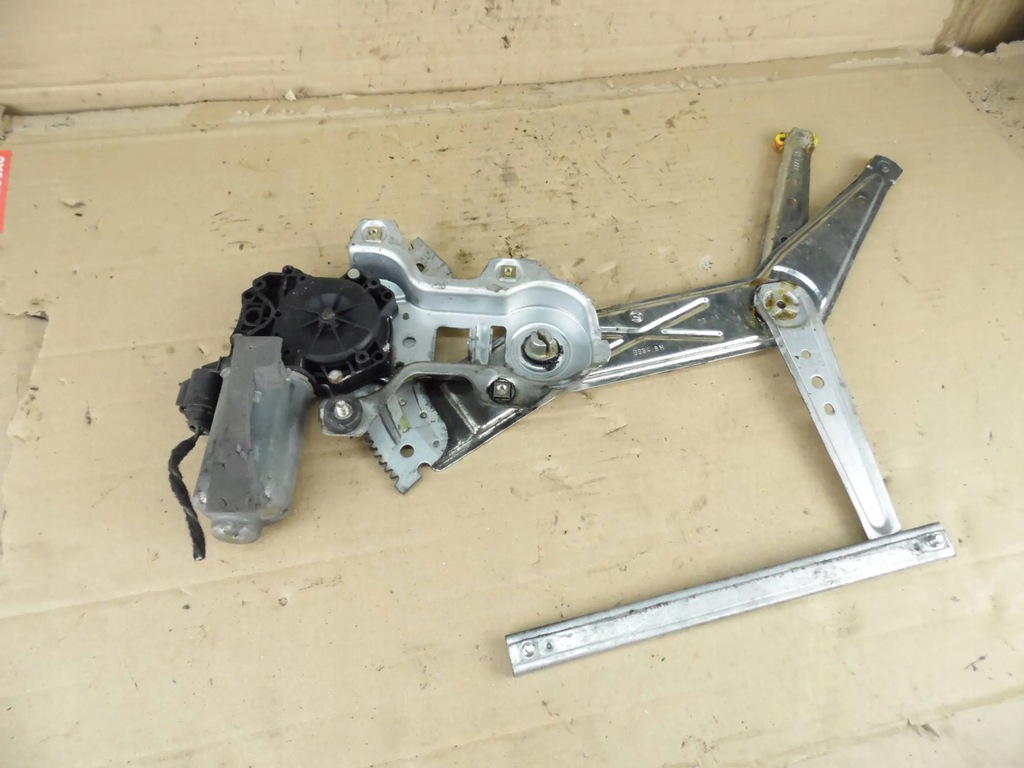 фото №3, Alfa romeo 166 подъемник стекло правый перед