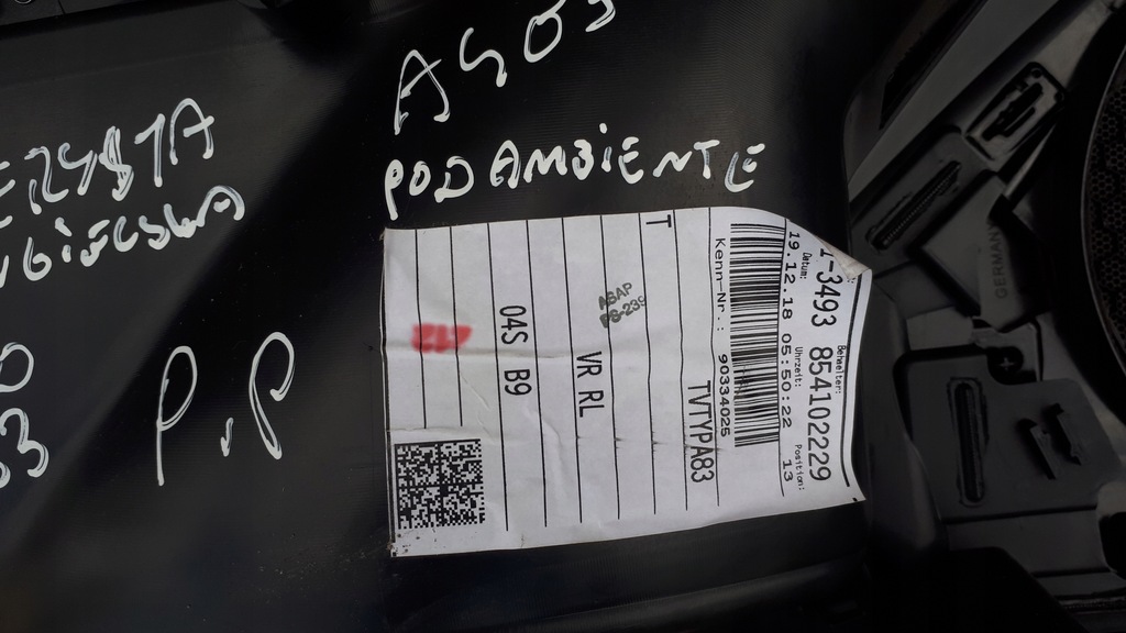 фото №12, A4 b9 8w s4 обшивка двері правий перед alcantara uk