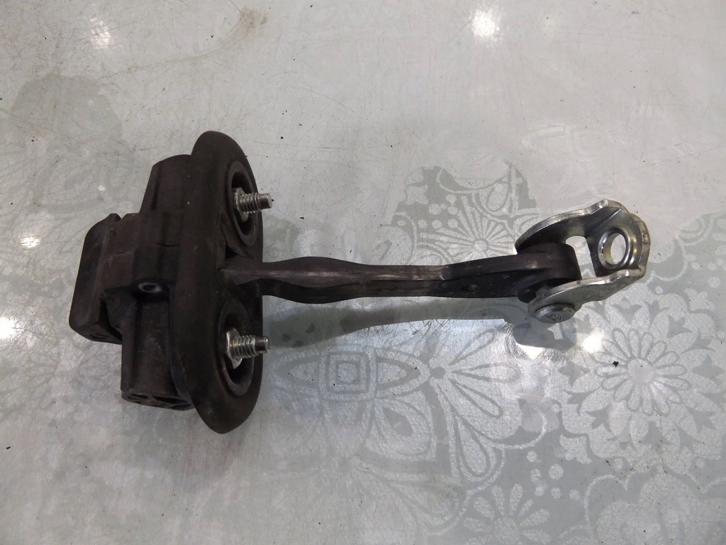 фото №1, Delta iii обмежувач двері лівий задня