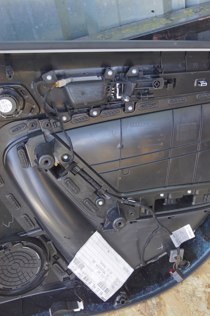 фото №15, Обшивка дверь левый задняя audi a4 b8 s-line