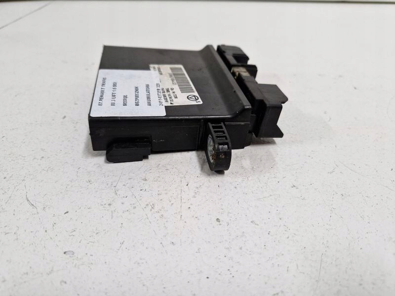 фото №9, Renault trafic iii 3 lift 1.6 dci модуль запобіжник акумулятор 241143738r