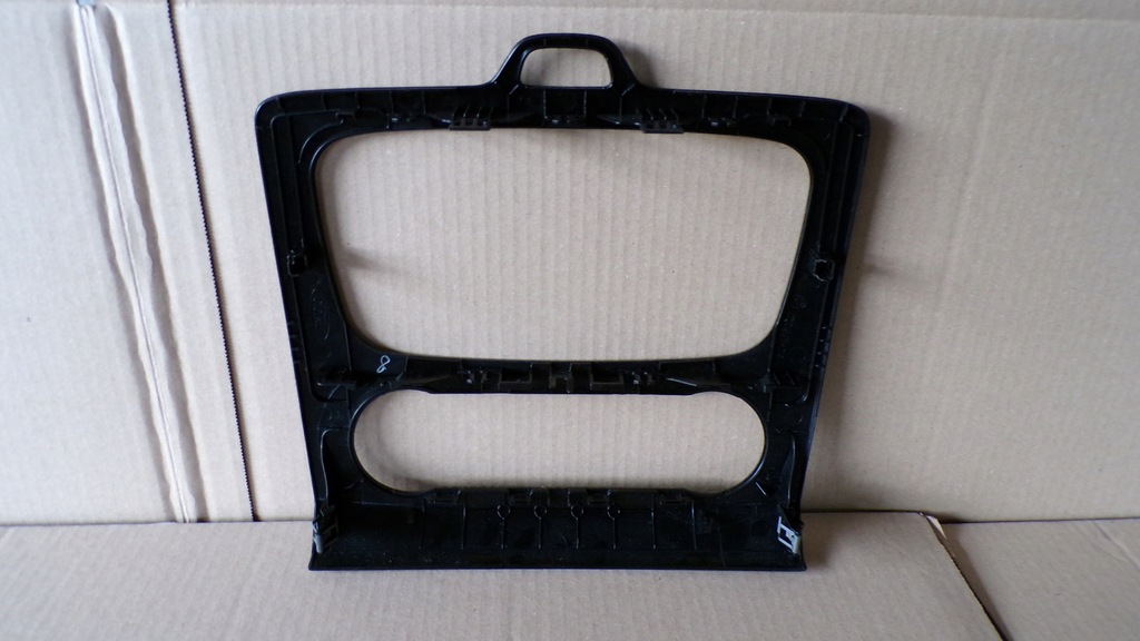 фото №4, Focus 2 ii рамка панель обдув 7m5118522d