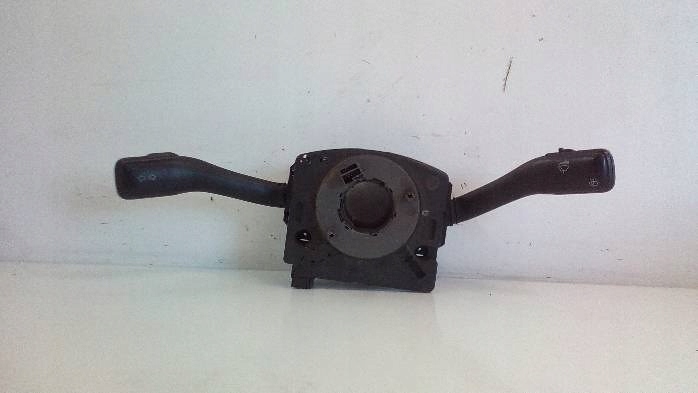 фото №9, Переключатель комбинированный лента newbeetle9c 4b0953503e