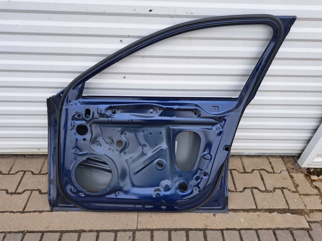 Дверь передние перед правое audi a4 s4 b9 8w 15-19 с Разборки