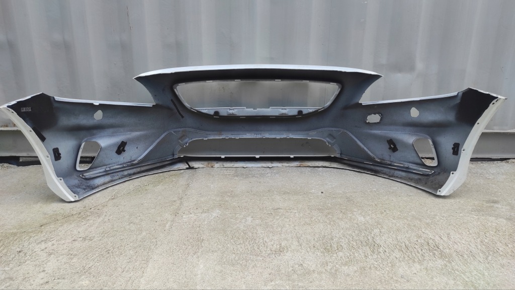 Volvo v40 v 40 ii r-design 31347085 бампер перед оригинал. в Украине