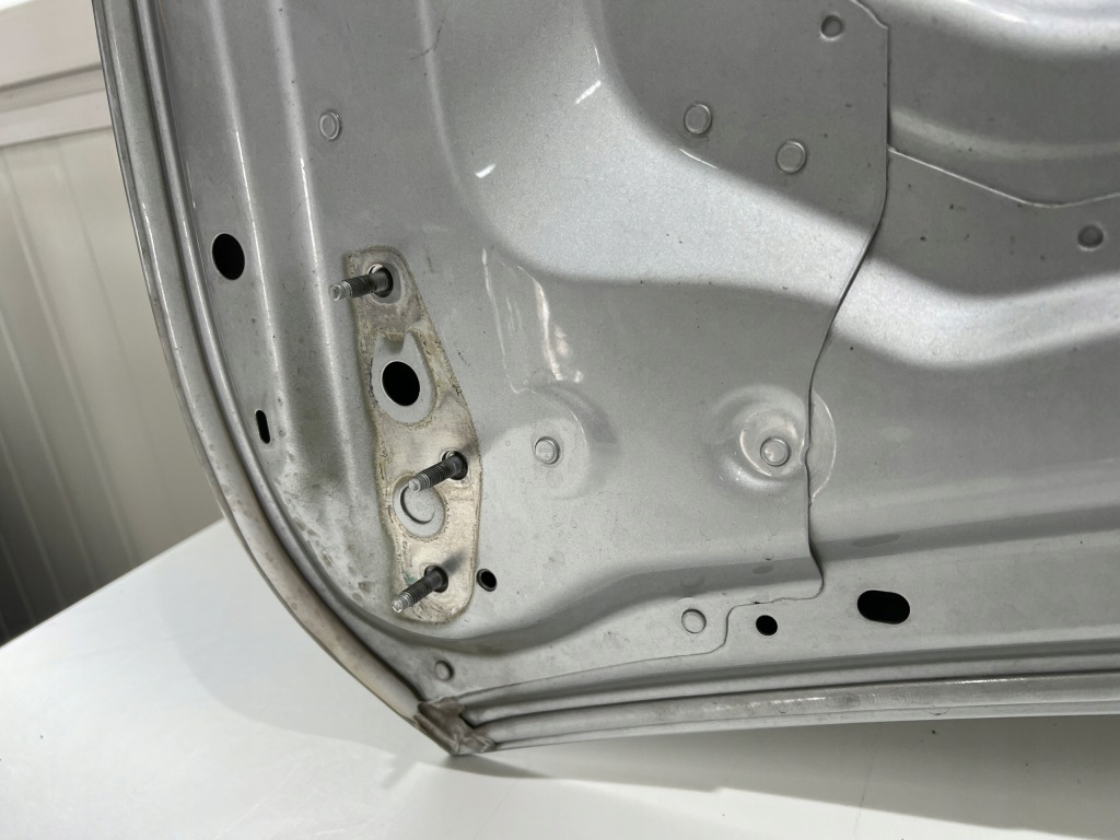 Капот mercedes e klasa a213 гарний стан в Україні