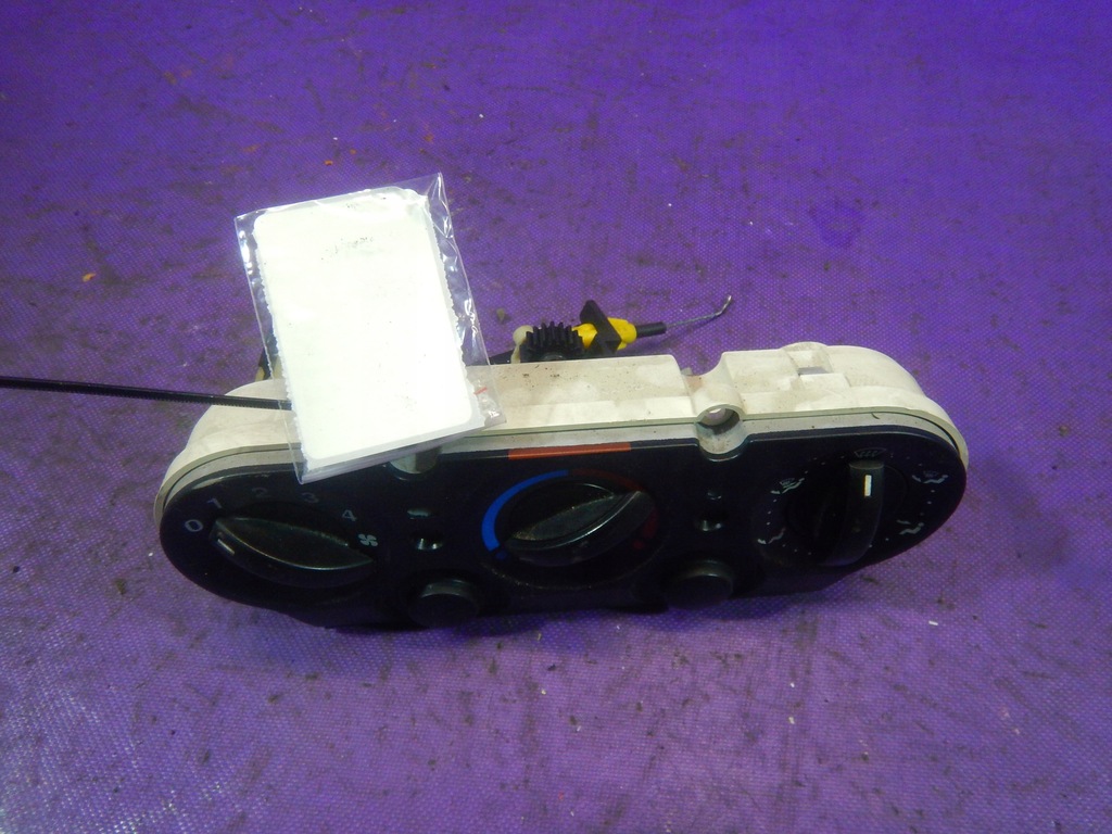 фото №7, Fiesta mk6 панель керування вентиляція 2s6h18549bd