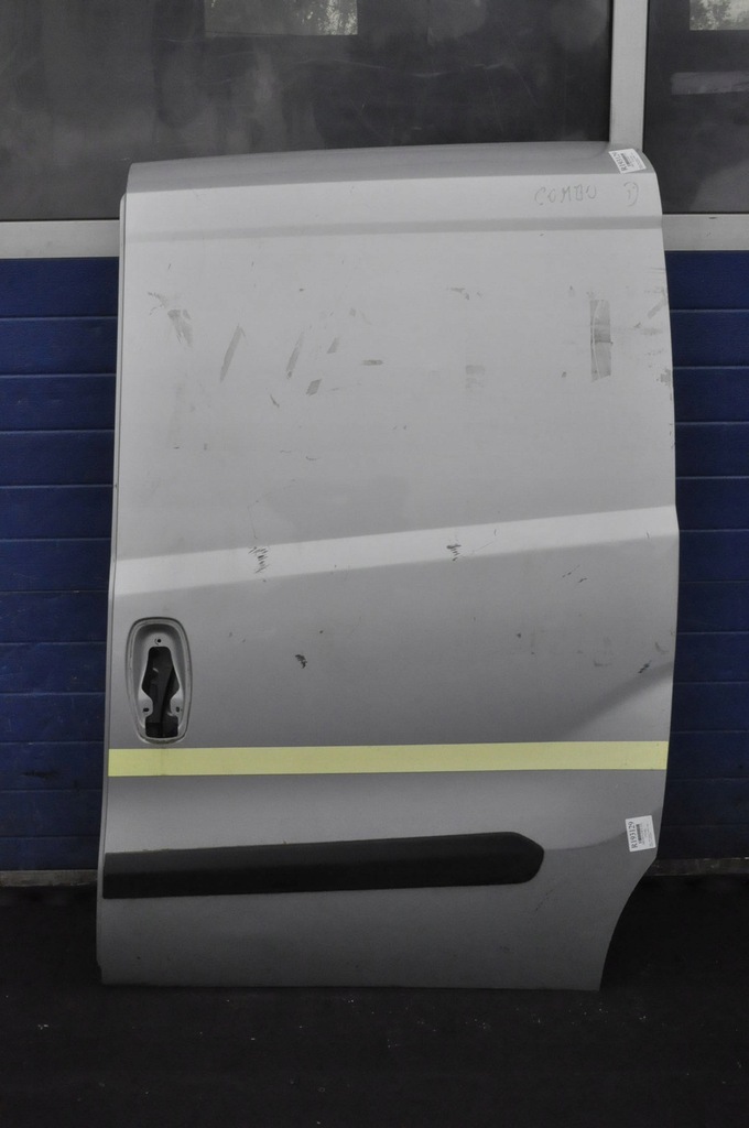 фото №1, Opel combo d дверь левый задняя левая задние боковой