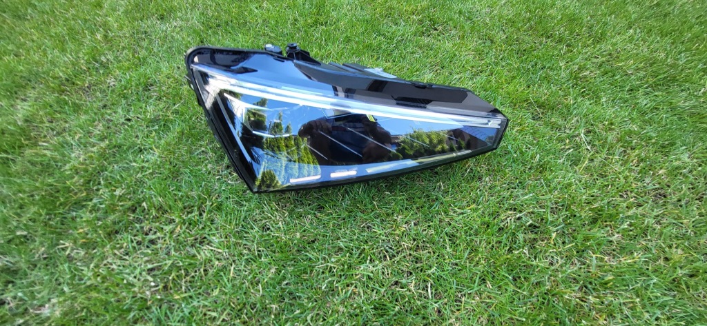 фото №1, Лампа права skoda scala full led 18- 657941016a eu