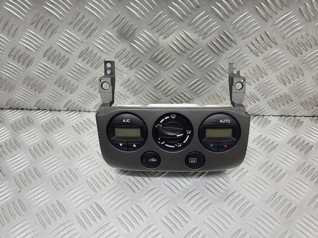 фото №1, Панель обдув кондиционера nissan primera p11