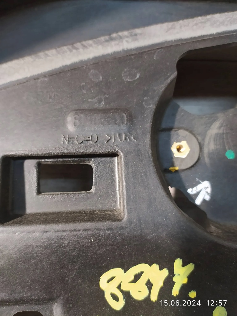 фото №13, Ferrari 488 pista 2022 панели приборная, консоль