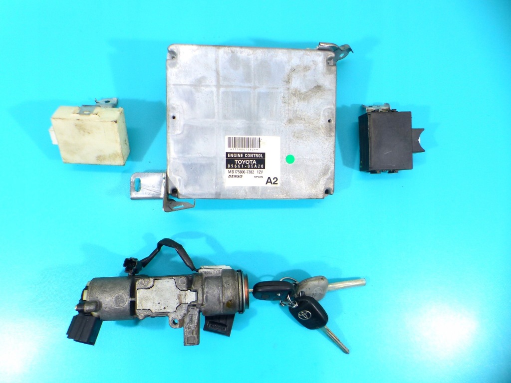 фото №1, Бортовий комп'ютер набір toyota avensis ii t25 2.2 d4d