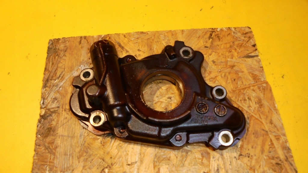 Купити Toyota оригінальний номер 15100-0t010 насос оливи