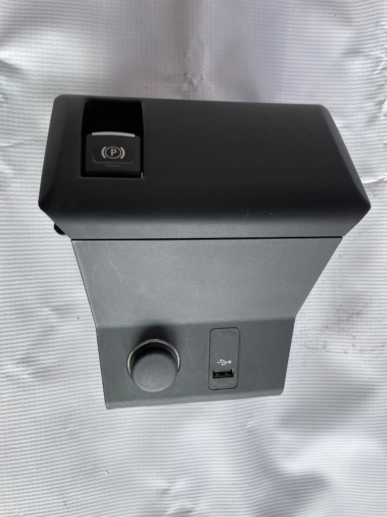 фото №1, Bmw i3 пепельница корпус рамка переключатель usb 9386734