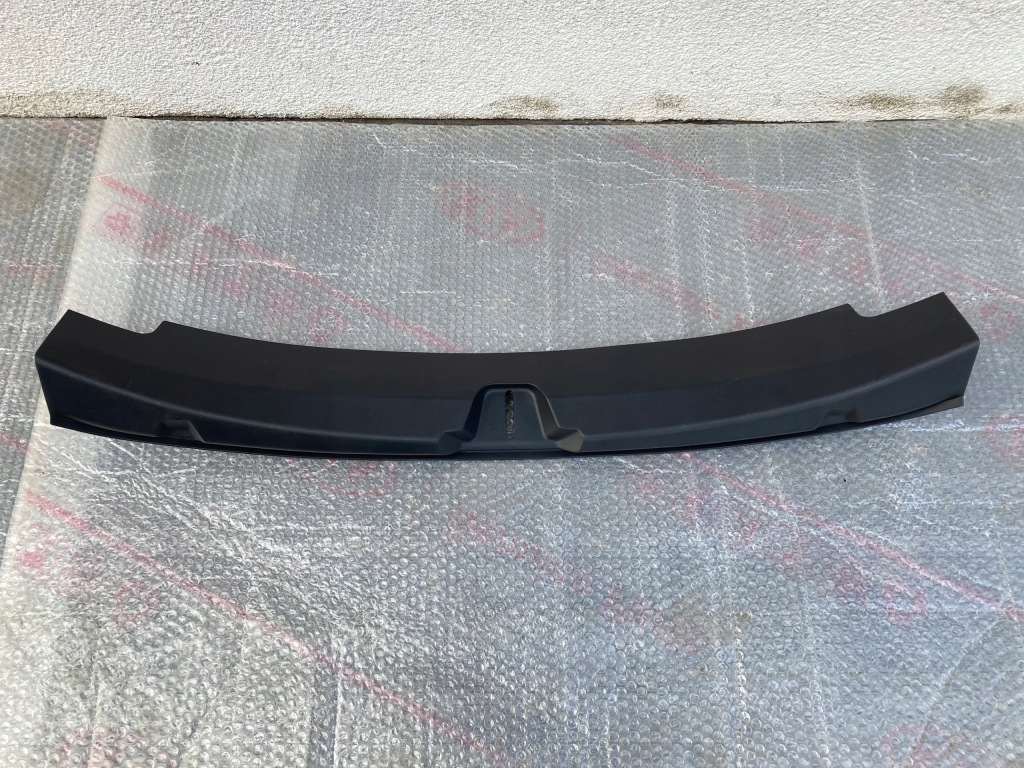 фото №1, Молдинг поріг багажника tesla 3 1086315-00-f