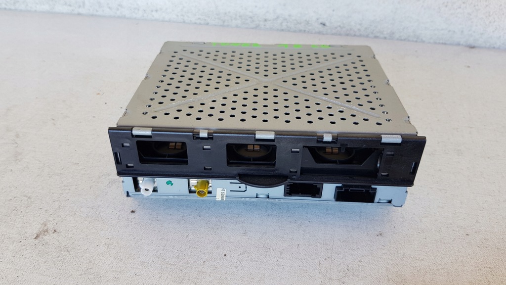 фото №1, Тюнер радіо audi a6 c6 4f0035541b