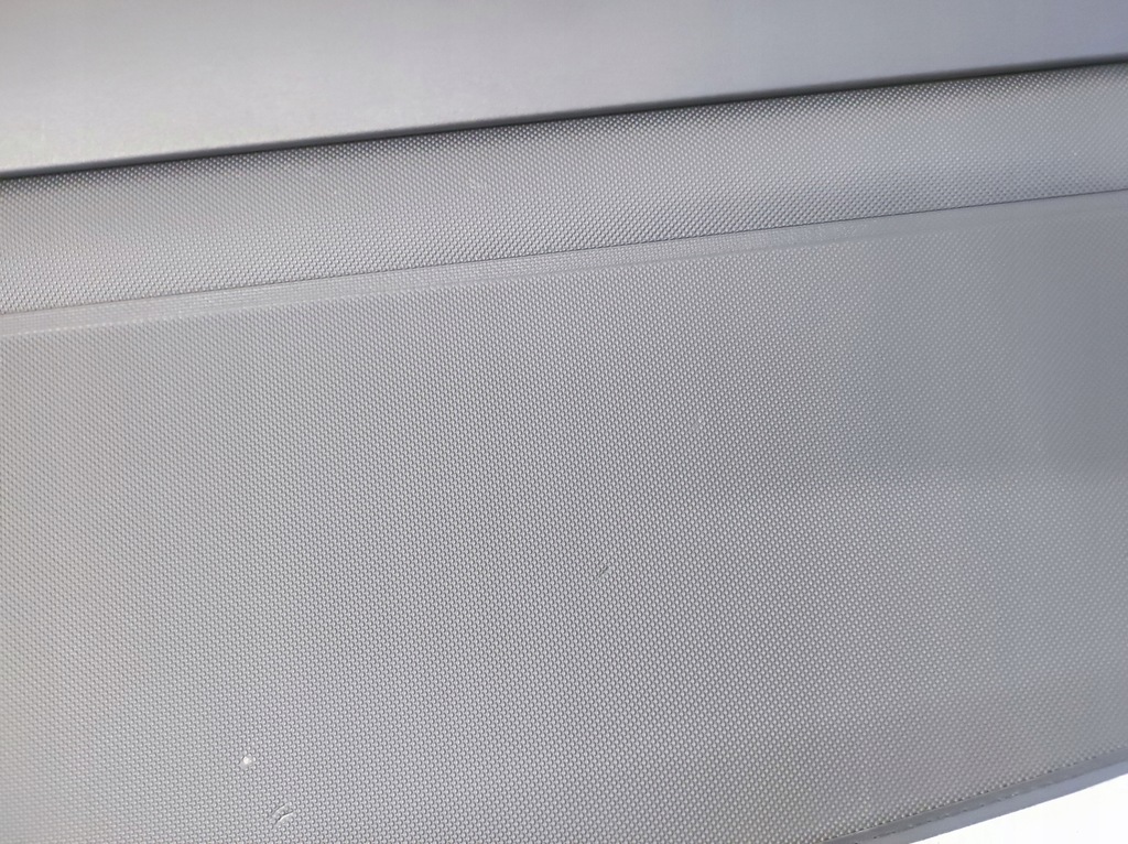 фото №9, Шторка багажника audi q8 e-tron etron