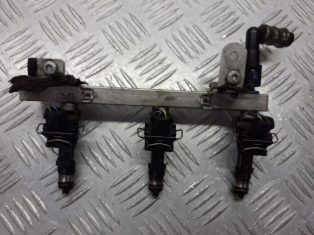 фото №1, Молдинг упорскування opel agila a 1.0 0280151207