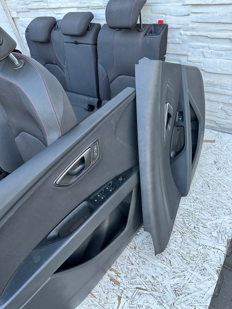 фото №8, Leon iii lift fr kombi сиденья обивка