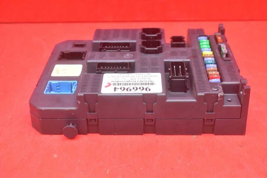 фото №5, Коробка запобіжників bsi 9663798180 peugeot 308 t7 sw 1.6 vti 120 km