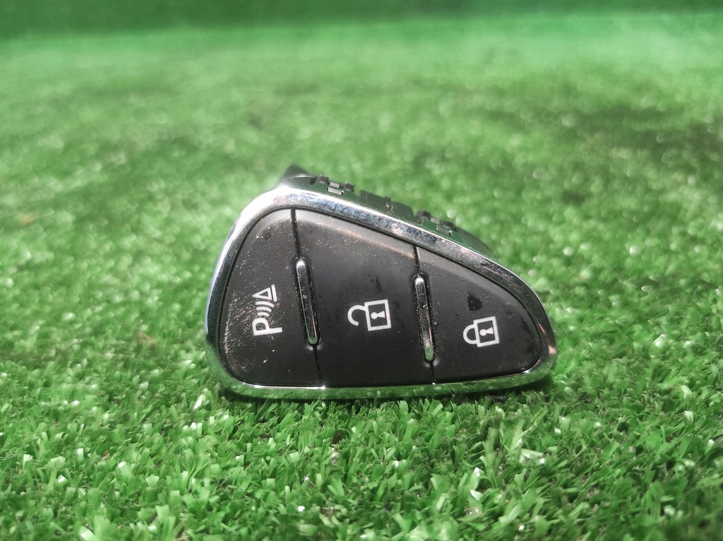 фото №1, Opel corsa adam przrełącznik выключатель 13363828