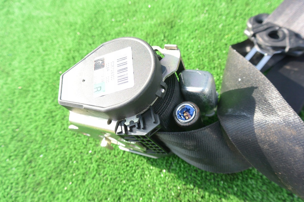 фото №6, Pas безпеки перед правий audi q7 4l