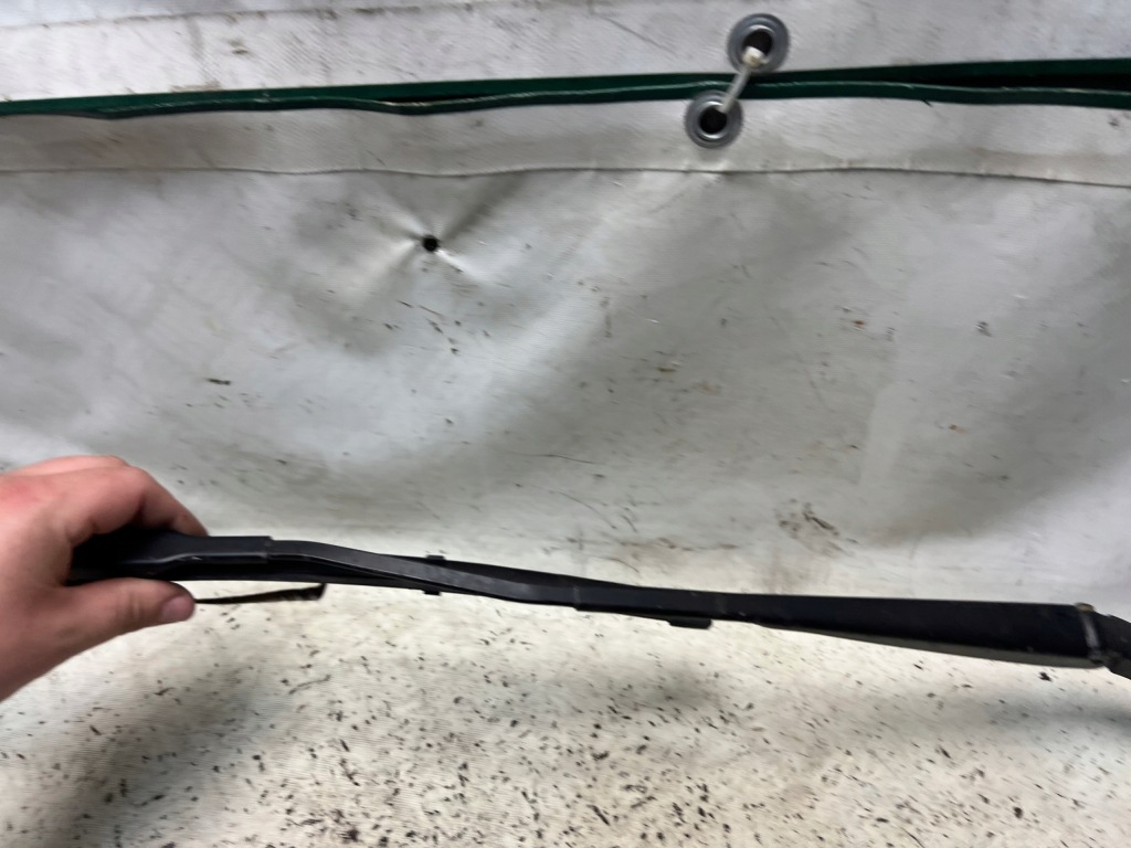 фото №3, Dacia dokker рычаг дворники левая передние