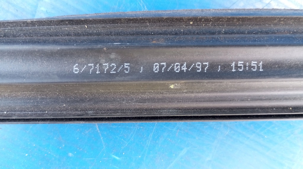 фото №8, Прокладка скло двері скло перед bmw 3 e36 cabrio 671725