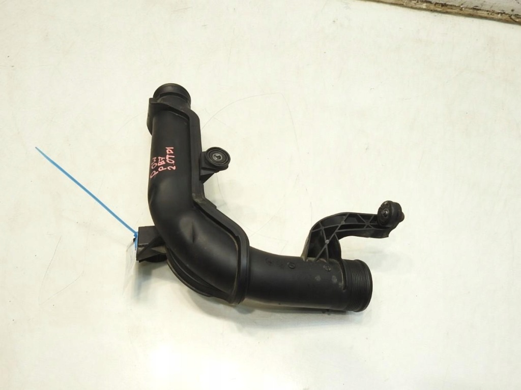 фото №7, Труба воздухозаборник воздуха vw passat b7 2.0 tdi 1k0145770ae