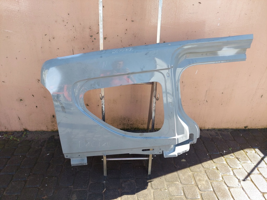 фото №1, Dacia dokker 12-21 крыло правый задняя задний обшивка новый orginał rzgów łódź