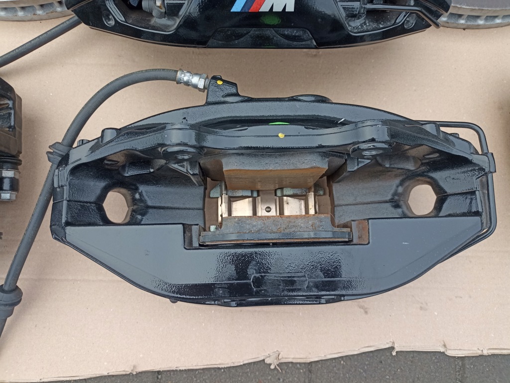 фото №11, Тормозные диски суппорты тормозные колодки комплект m набор bmw x7 g07 2000km 395x36 370x24