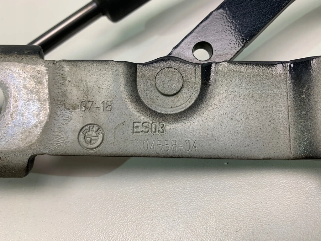 фото №5, Bmw 2 f22 f23 петля крышки багажника правый цвет b39 7304558