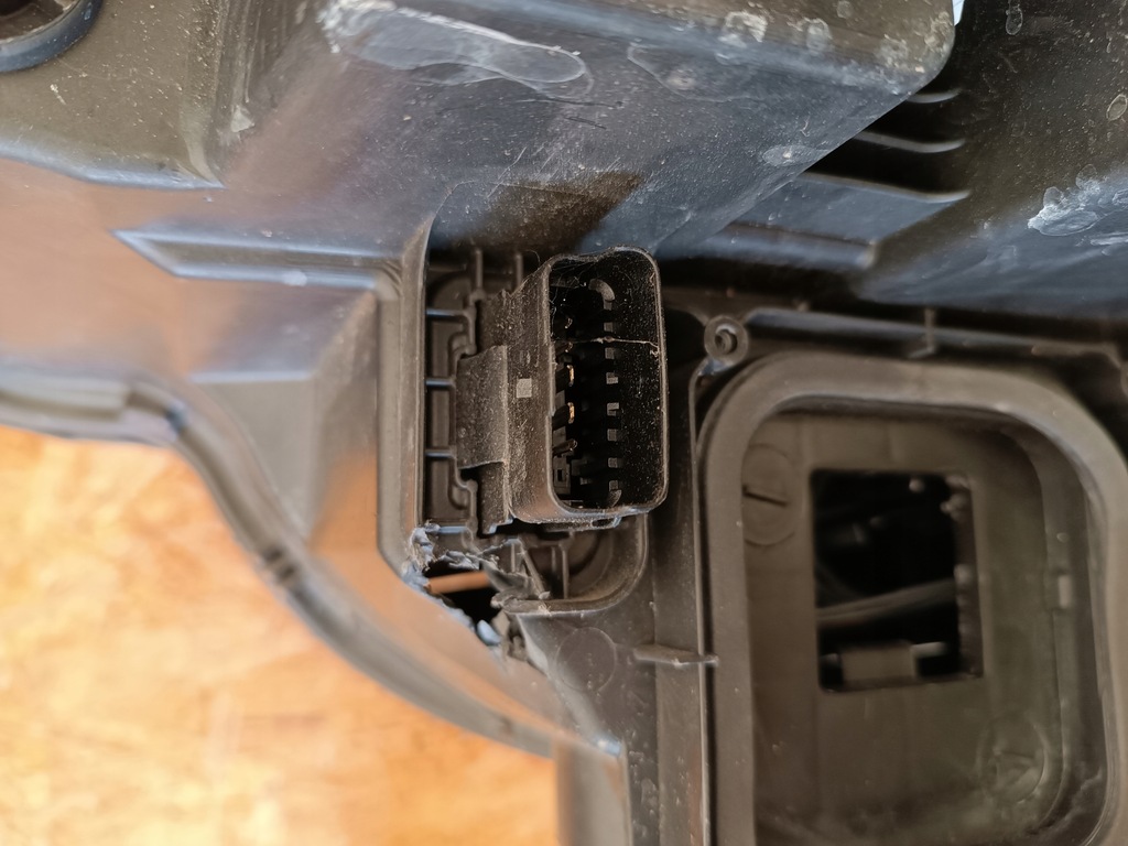 фото №14, Лампа правый перед eu led 260108478r renault megane iv 90060925